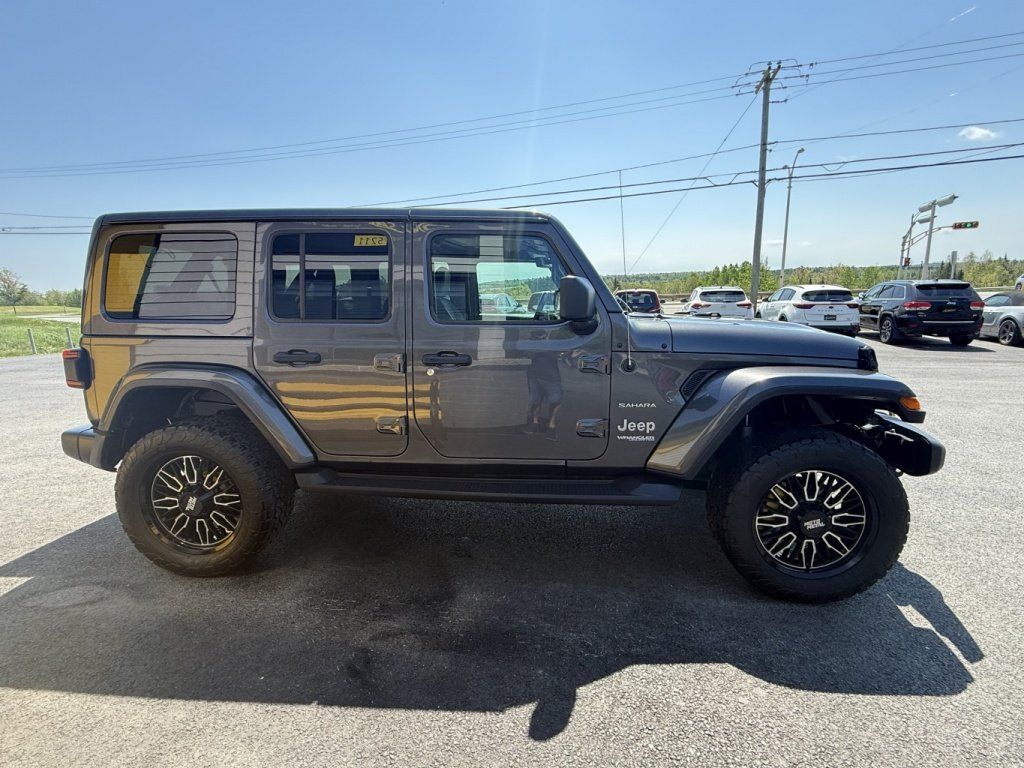 Jeep Wrangler 2018 - Thumbnail 4