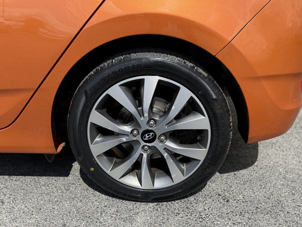 Hyundai Accent 2017 - Image 5