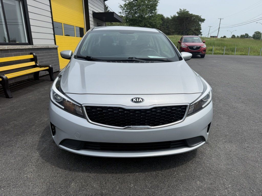 KIA Forte 2017 - Thumbnail 2